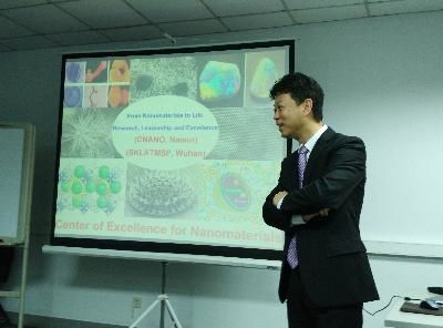 Visit of Prof. Bao-Lian Su